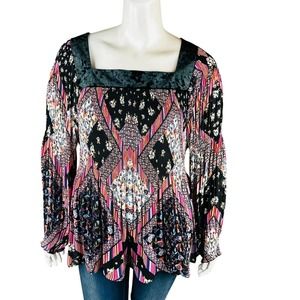 Melissa Paige Womans Blouse Sz 2X Crinkle Floral Blouse Velvet Trip Square Neck